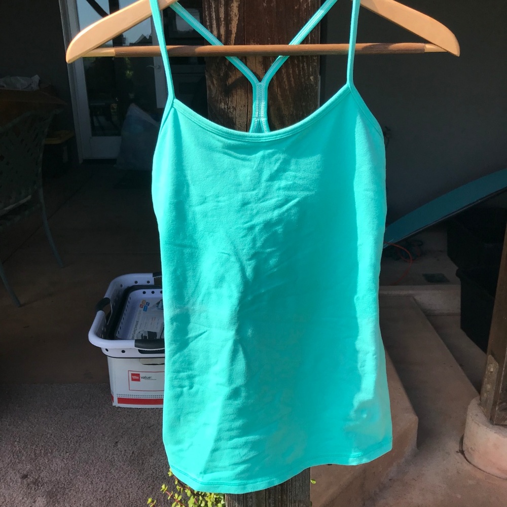 Lulu Lemon Top!